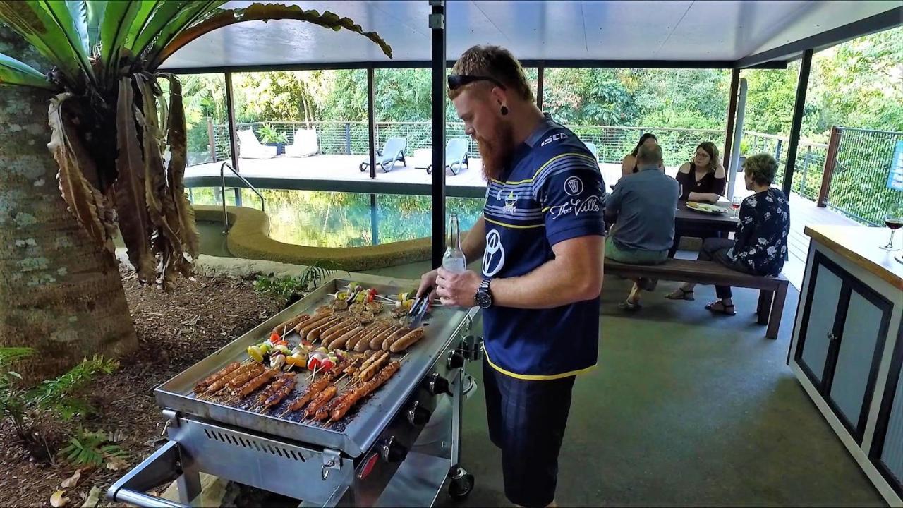 チャンバーズ ワイルドライフ レインフォレスト ロッジ Lake Eacham エクステリア 写真